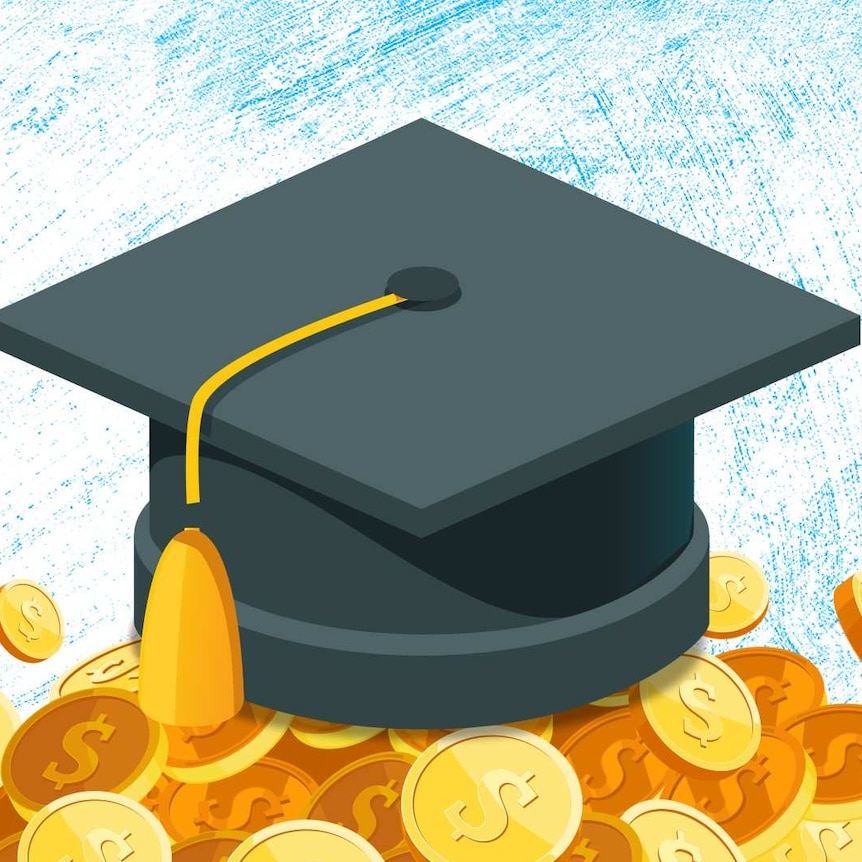 Mortar board sitting on a pile of money