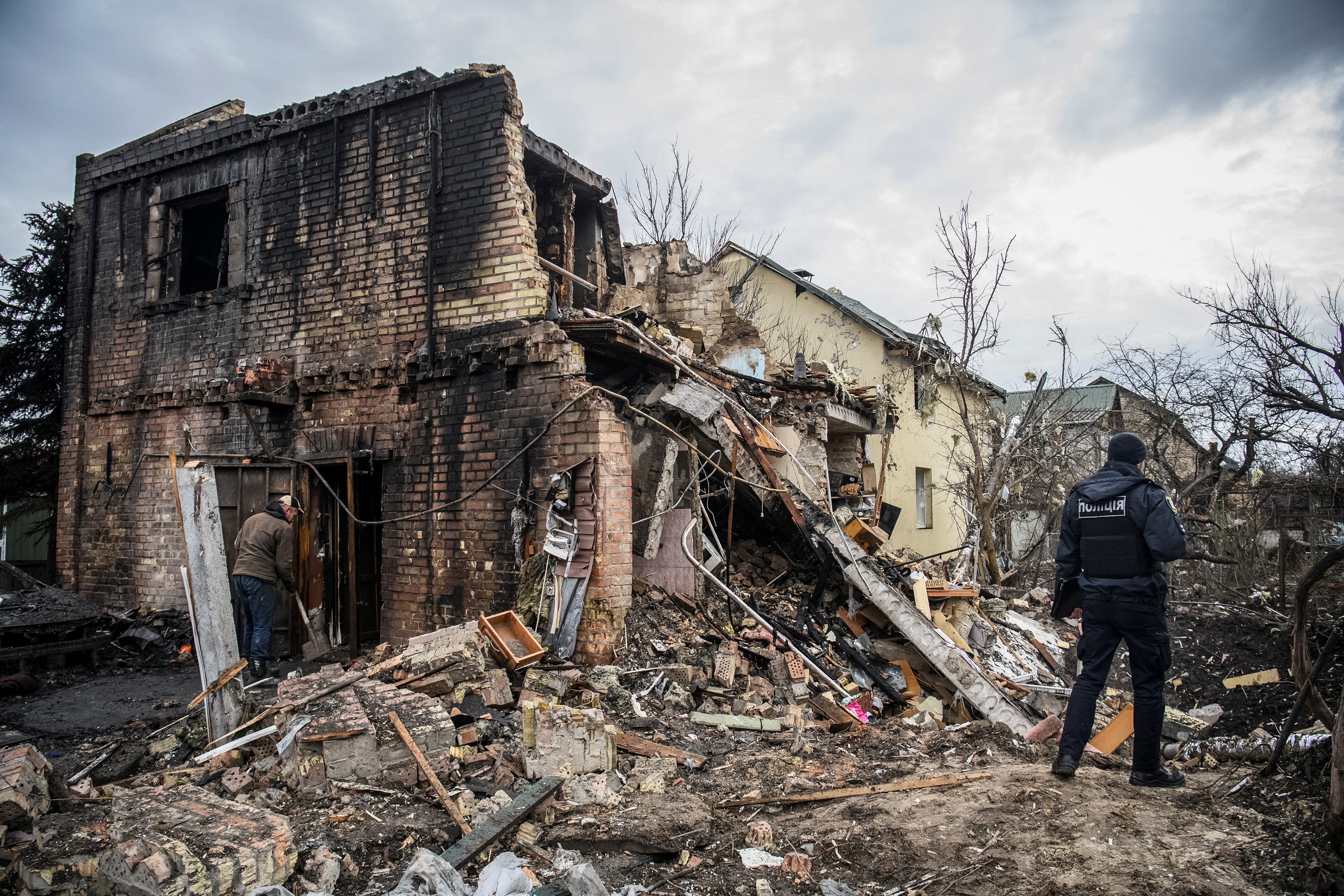 Russia Fires Barrage Of Missiles Across Ukraine's Major Cities - ABC News