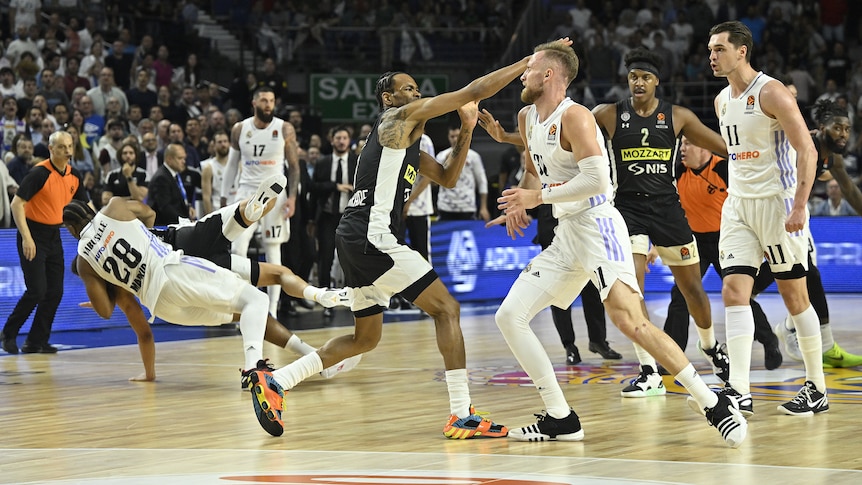 Dante Exum bodyslammed in wild EuroLeague basketball fight between Real  Madrid and Partizan Belgrade - ABC News