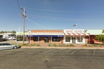 The outside of the Kerang op shop.