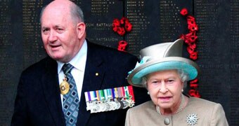 Peter Cosgrove and the Queen