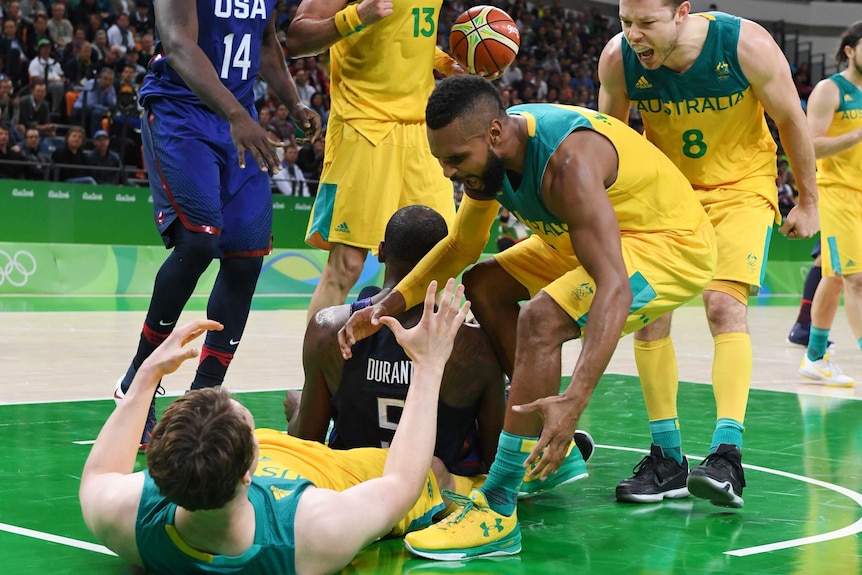 Patty Mills picks up Cameron Bairstow