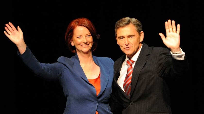 John Brumby (right) and Julia Gillard (AAP: Julian Smith)