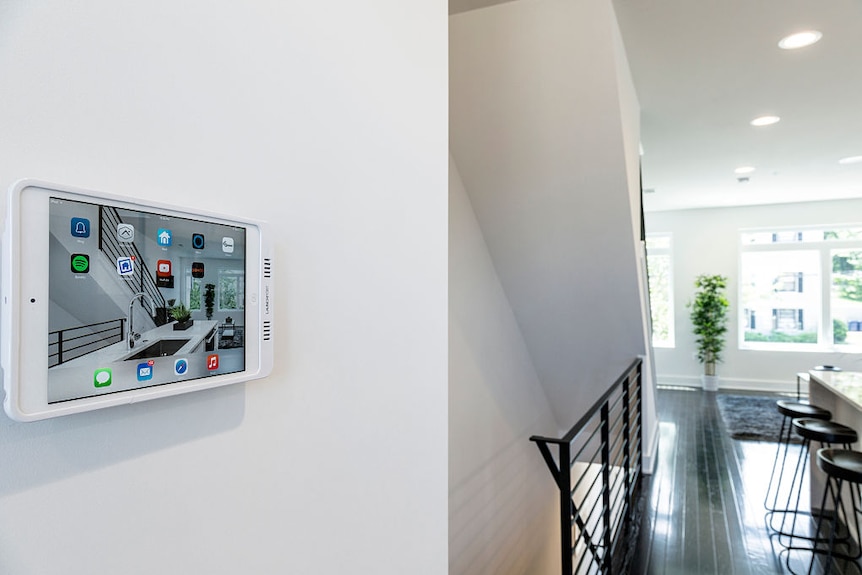 Tablet that controls house functions