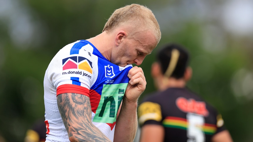 La LNR suspend Mitch Barnett des Newcastle Knights pour six matches pour contact dangereux et imprudent