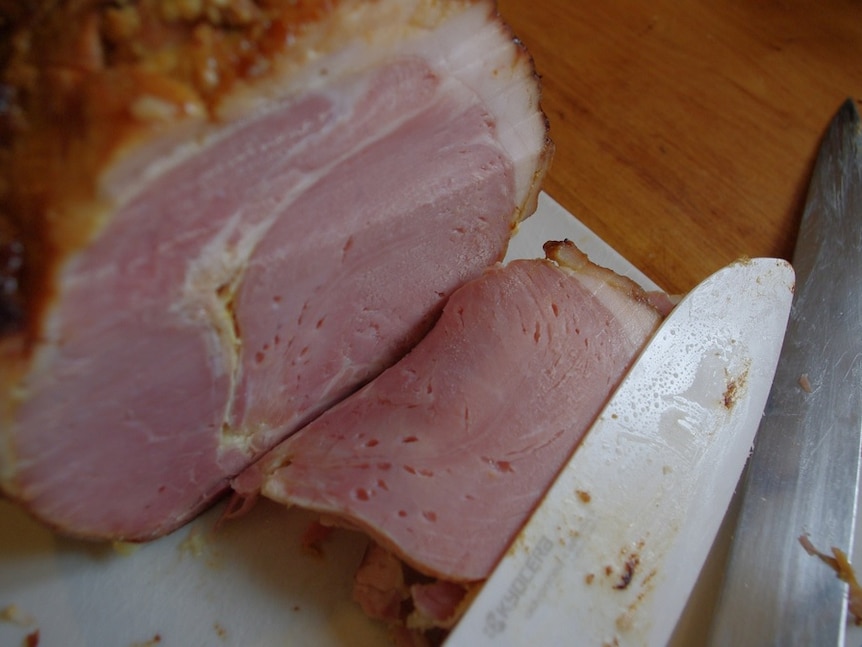 Consumers should expect deli meat to last well, researchers say.
