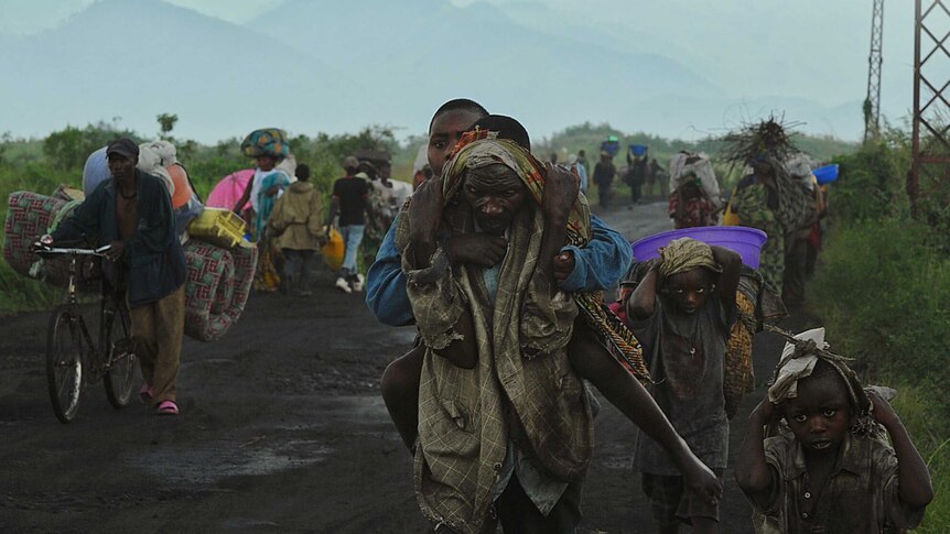 Civilians flee fighting in DR Congo