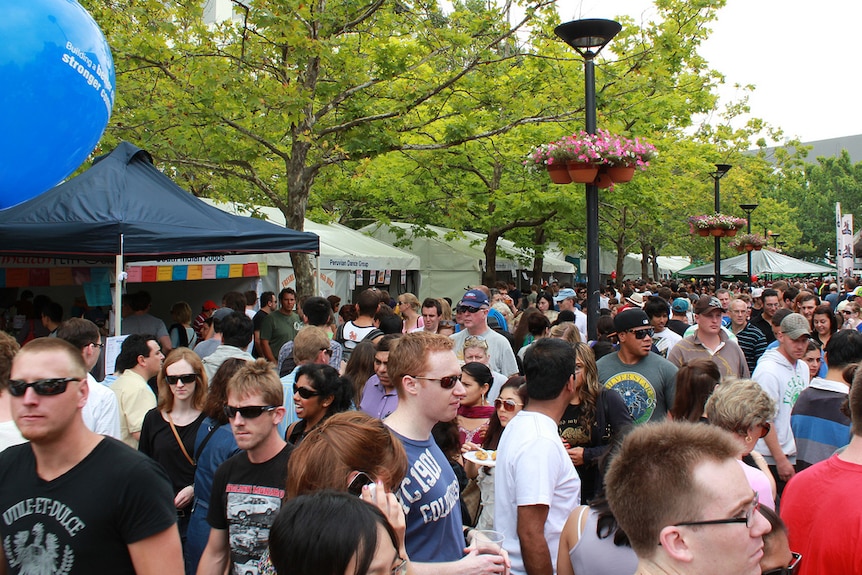 Crowds at 2011 National Multicultural Festival