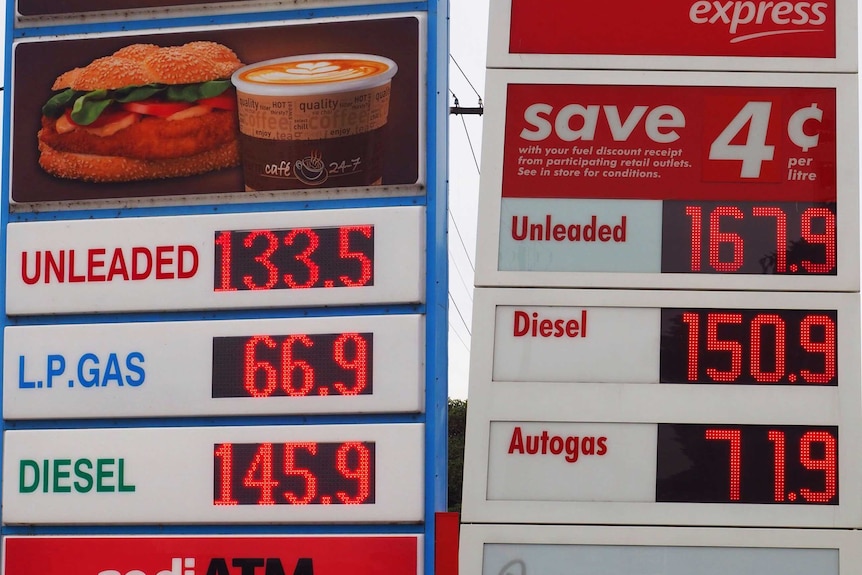 Image of two fuel signs from Geelong NSW on the same day with more than a 30 cent difference in cost.
