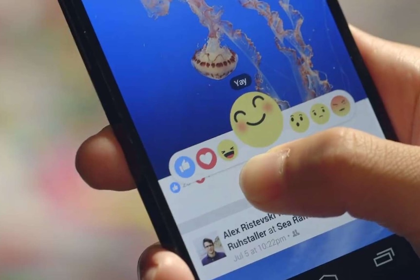 Facebook yay reaction emoticon