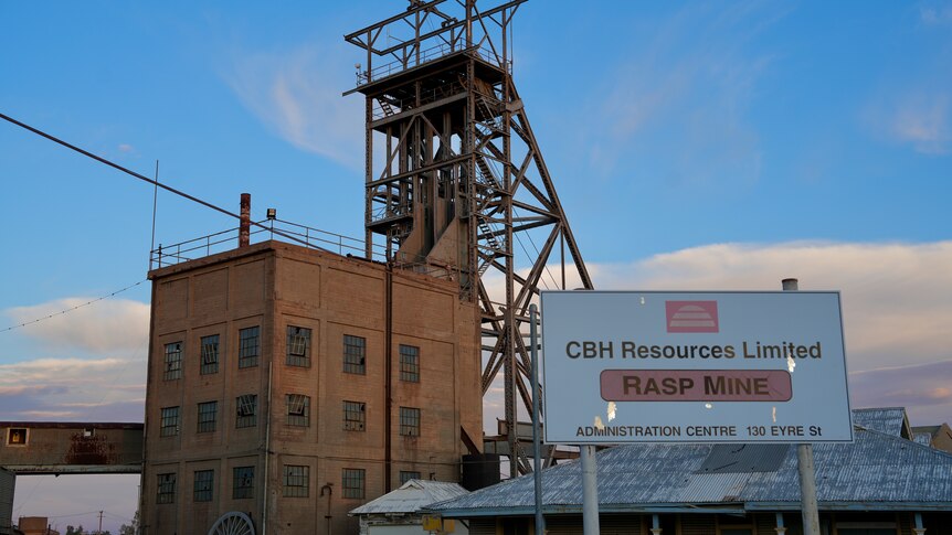 Old mining infrastructure in Broken Hill at the Rasp Mine