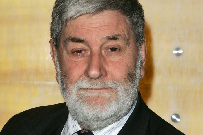 A head shot of Barry Jones