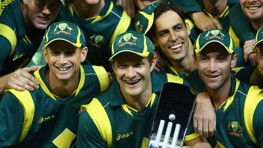 Australia shows off the trophy