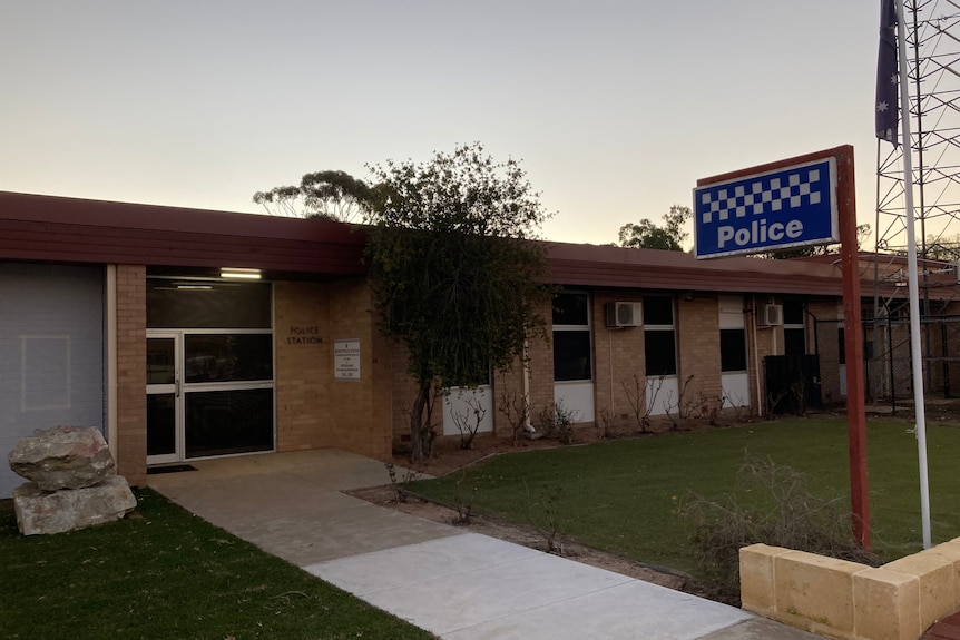 WA Police charge man after young brothers dragged from home in Moora overnight - ABC News