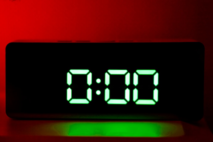 digital clock 