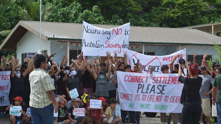 Refugees stage protest on Nauru
