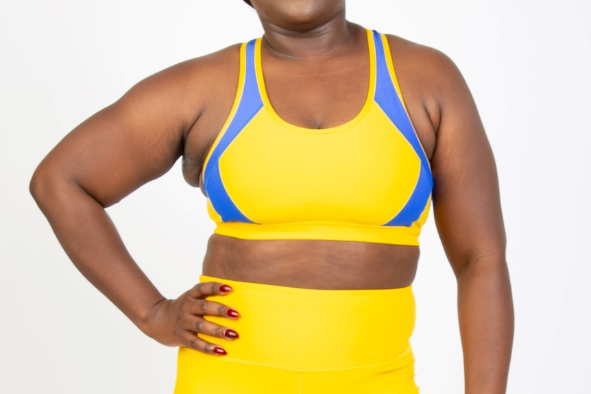 Do You Wear A Bra Under A Sports Crop Top? – solowomen