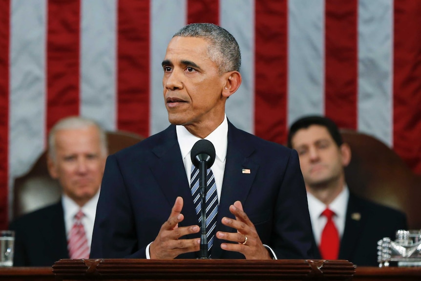 US President Barack Obama speaks at the podium in Congress.