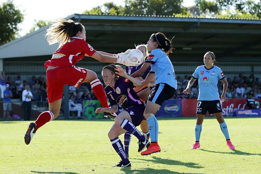 Perth Glory's Mackenzie Arnold makes a save against Sydney FC in the W-League on December 13, 2015.