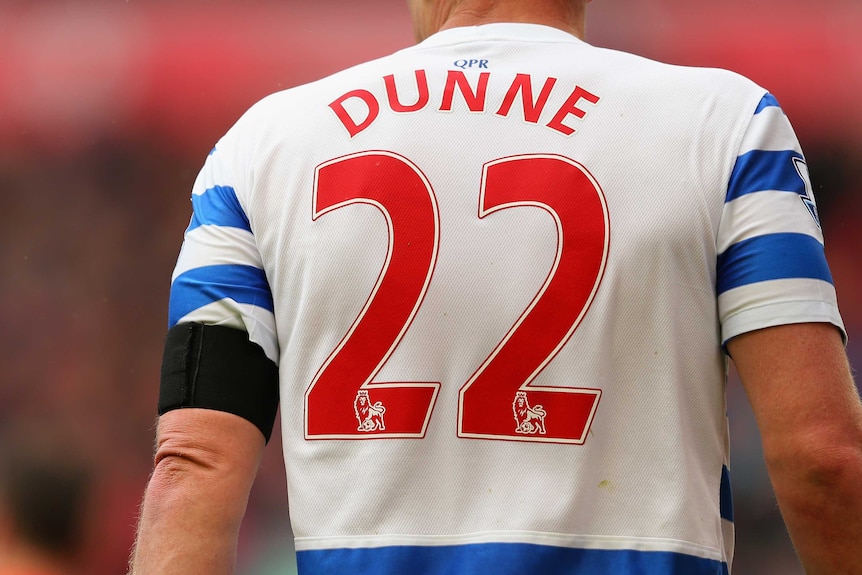 Richard Dunne wears a black armband in memory of Rio Ferdinand's wife