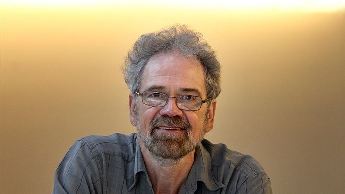 Biologist Tim Low on what makes Australian birds so unique episode artwork