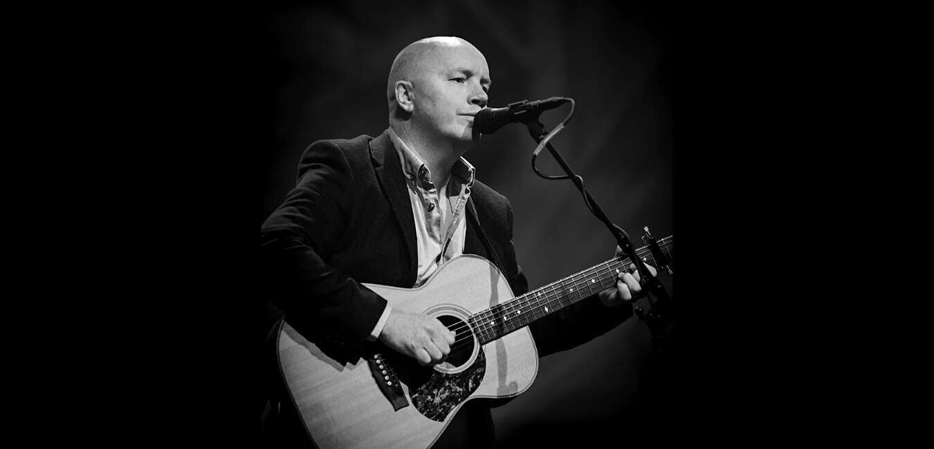 Phil Davidson has a new album, 'Out Of The Dark' and he's our special