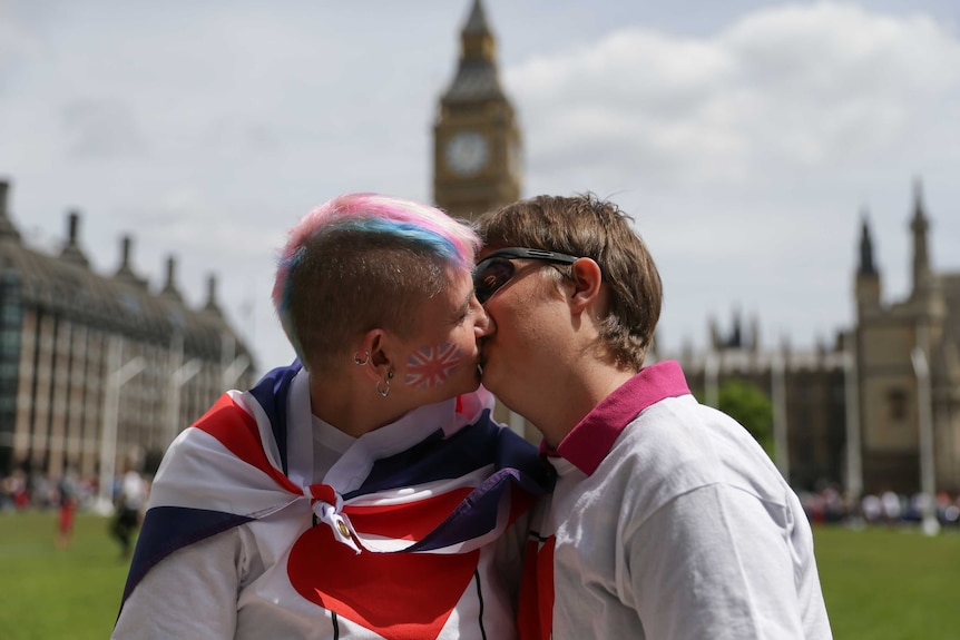 Kissing chain at Parliament Square in London