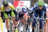 So close ... Aussie rider Simon Gerrans (l) lost out in a photo finish to Spain's Alejandro Valverde (r)