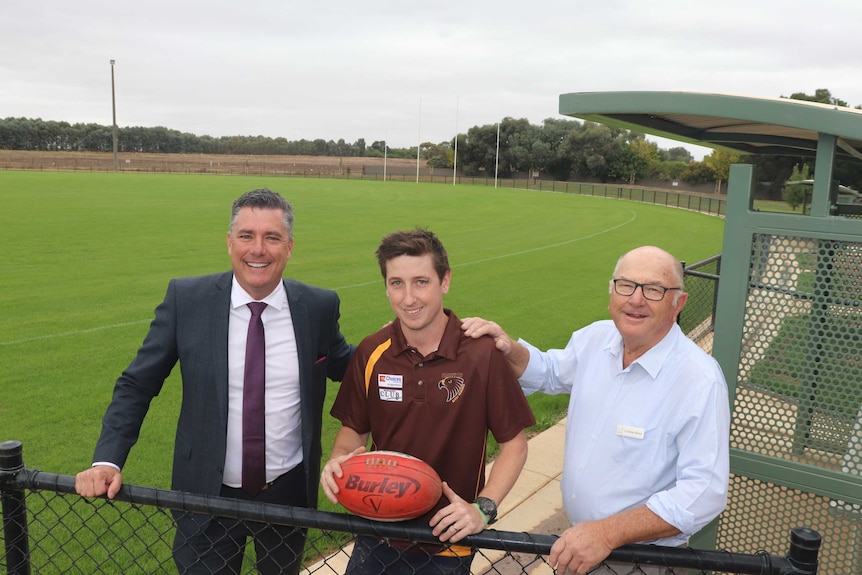 (L-R) Wangaratta Mayor Dean Rees, Wangaratta Football and Netball Club President Tim Hogan, Cr Harvey Benton