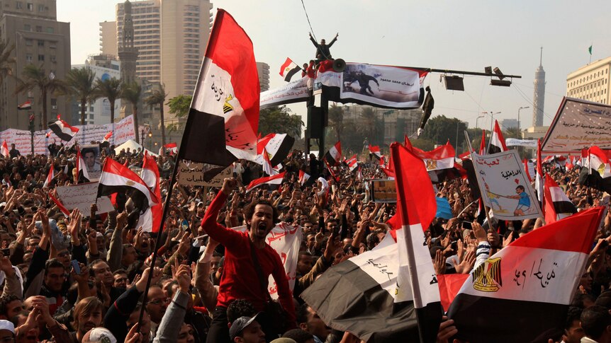 Protesters pack into Egypt's Tahrir Square (Reuters: Esam Al-Fetori)