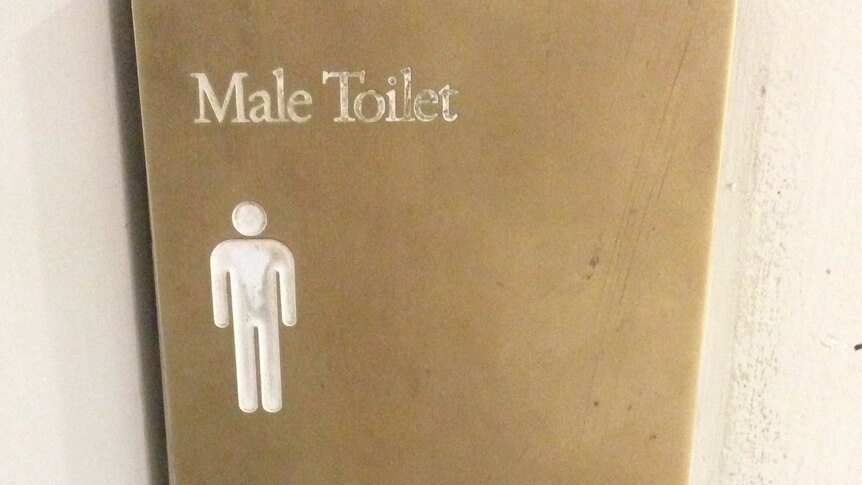 A sign for a men's toilet
