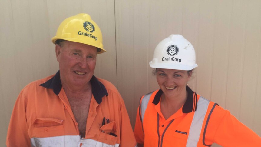 Len 'Squatter' Coffey and Graincorp Yaapeet site manager Michelle Summerhayes