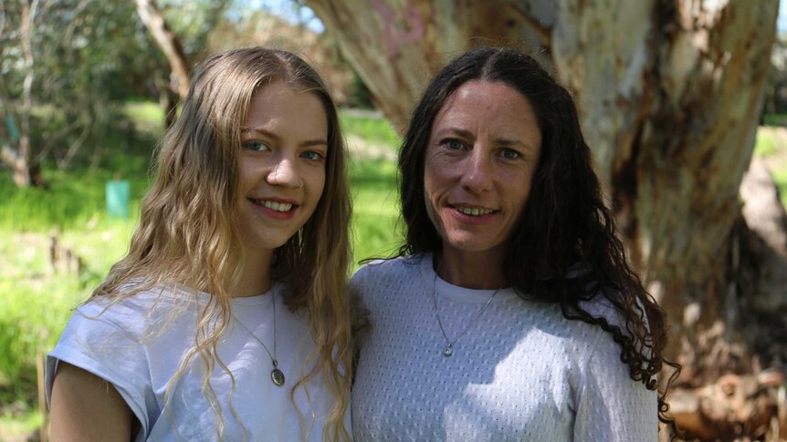Nicole Lindsay and daughter Victoria