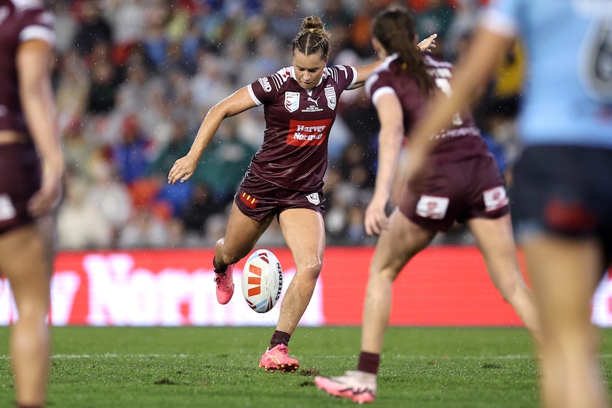 Lauren Brown of the Maroons kicks afield goal during game two of the Women's State of Origin series between New South Wales Sky Blues and Queensland Maroons at McDonald Jones Stadium on June 06, 2024 in Newcastle, Australia.