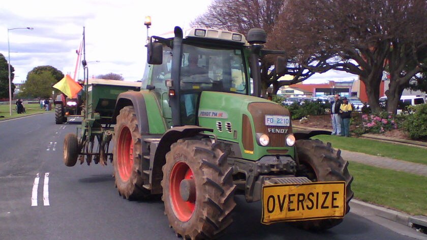 Tractor arrives in Devonport for the dairy farmers' rally.