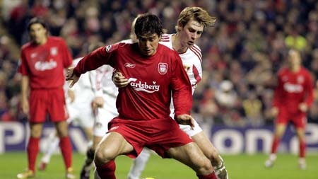 Harry Kewell in action for Liverpool in Champions League after returning from injury