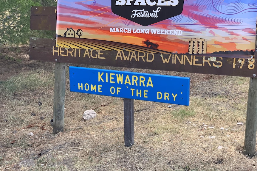 Signpost which reads Kiewarra Home of the Dry