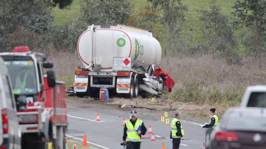 Three Dead In Petrol Tanker Crash Near Wodonga; BP Recalls Australian ...