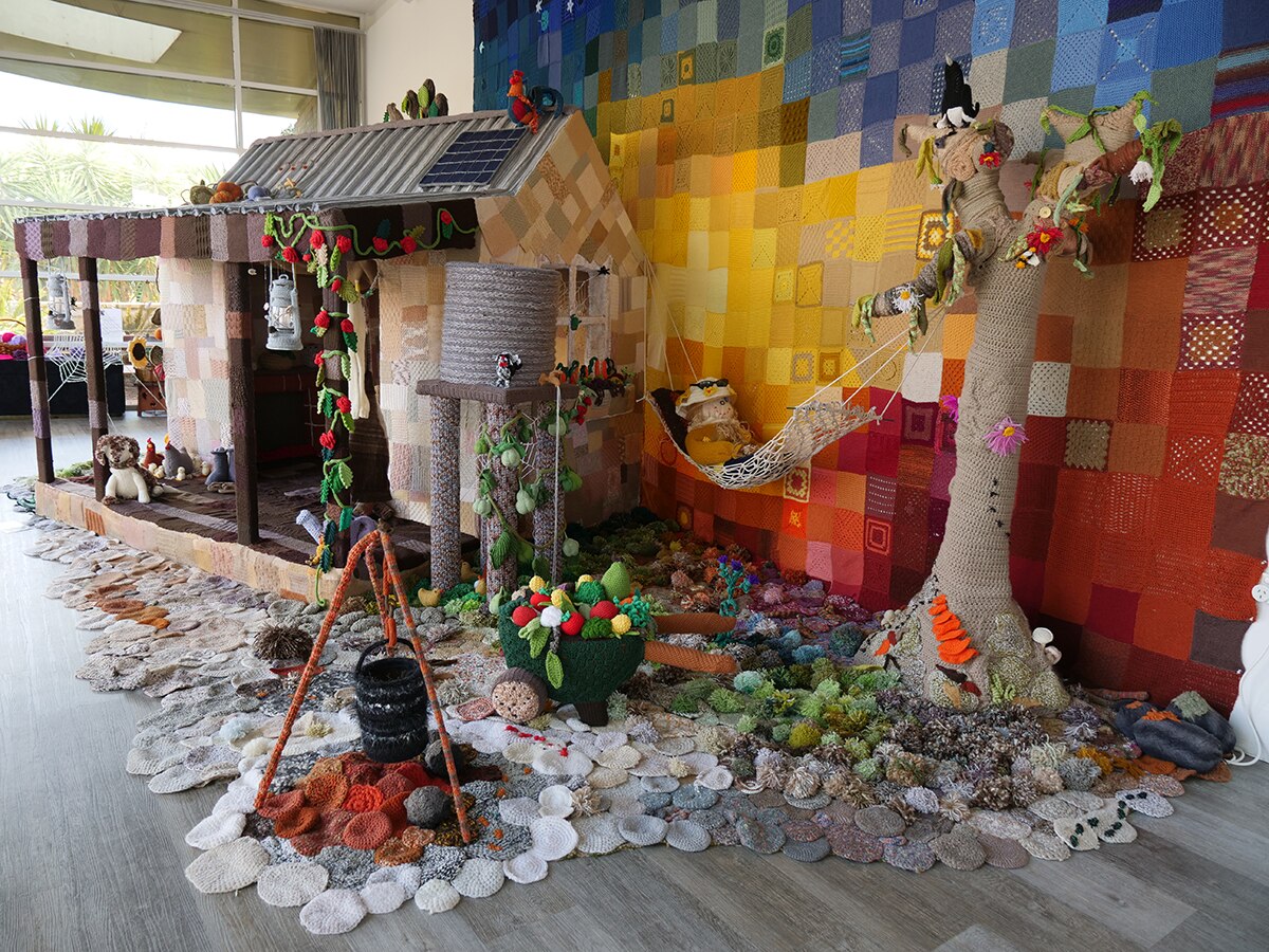 Yarn bombing Warwick's trees lifts town's spirits during long drought