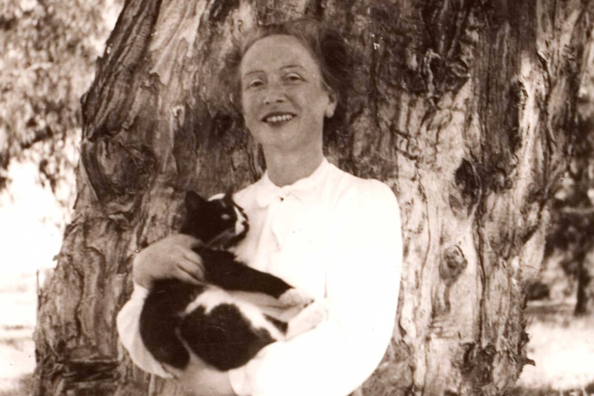 Elise Blumann in front of the melaleuca, c1944.