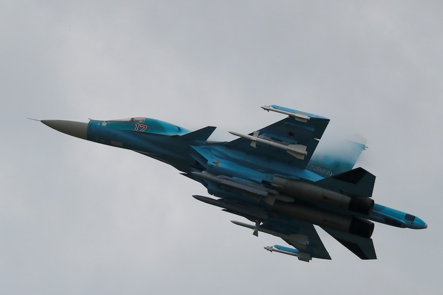 Sukhoi su-34 jet fighter