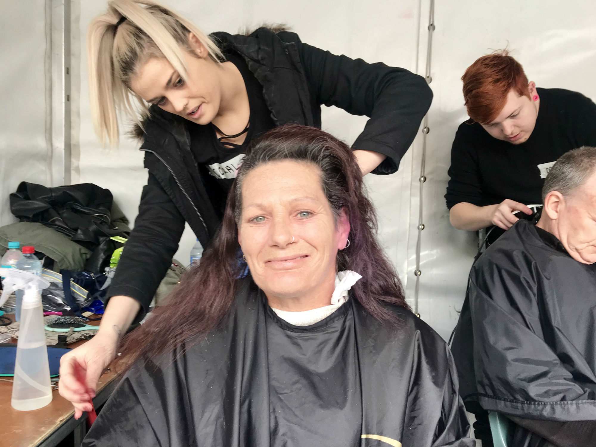 Homeless support service event offers health check-ups, haircuts - ABC News