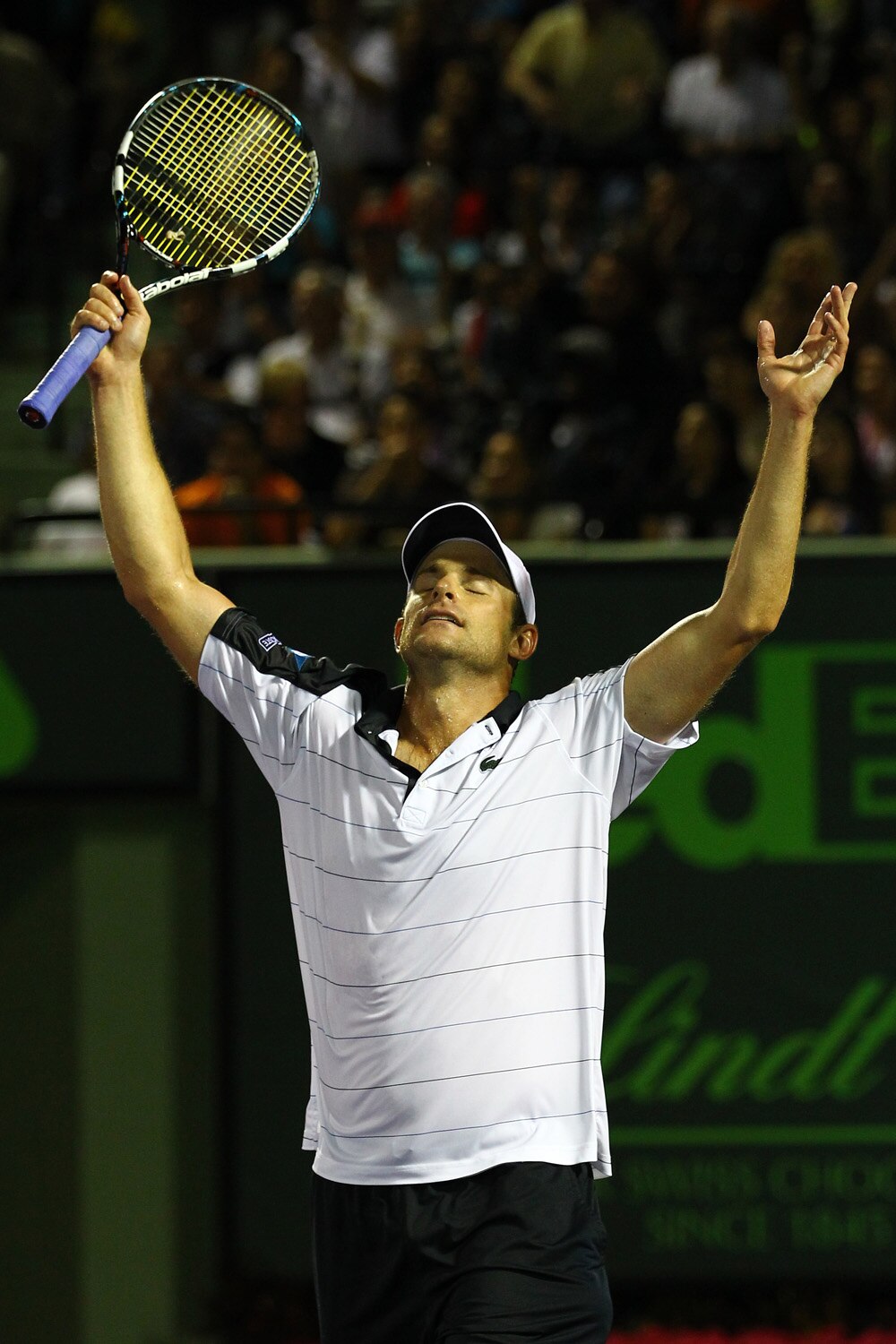 Roddick upsets Federer - ABC News