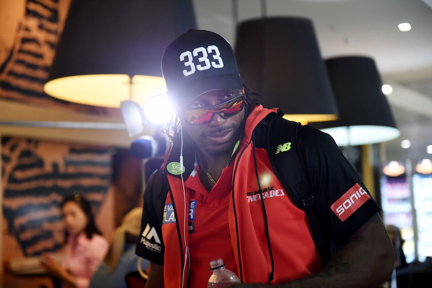 Melbourne Renegades batsman Chris Gayle arrives at Melbourne Airport in Melbourne, Tuesday, January 5, 2016.