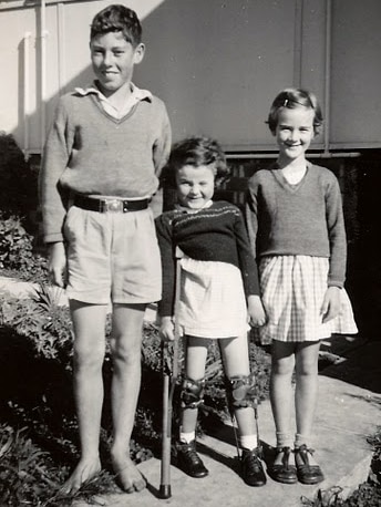 Gillian with siblings