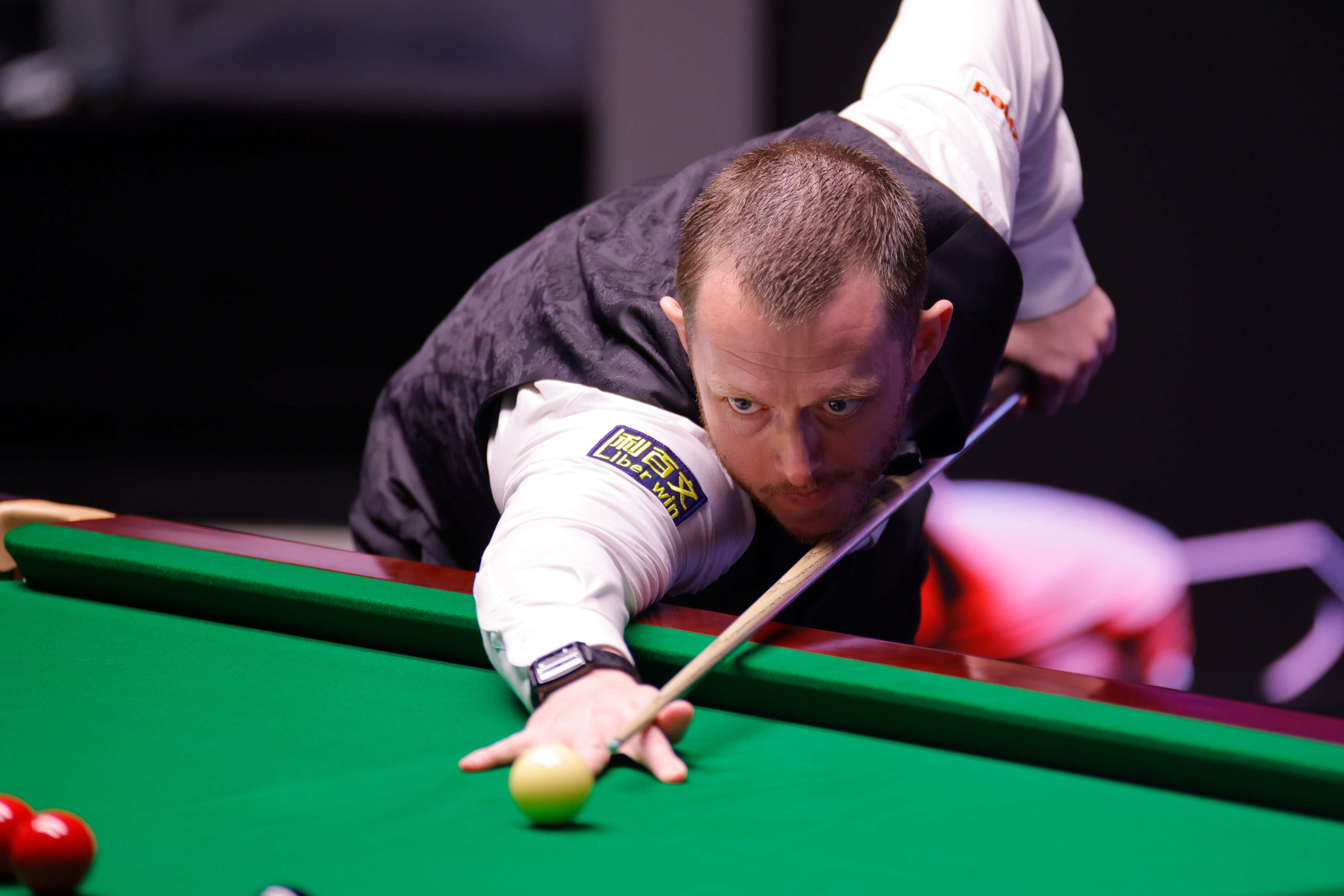 Snooker player in tears, hugged by presenter, after emotional and raw interview