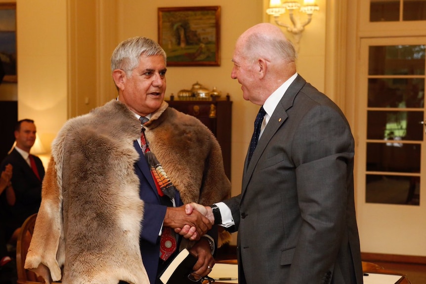 Ken Wyatt and Sir Peter Cosgrove.