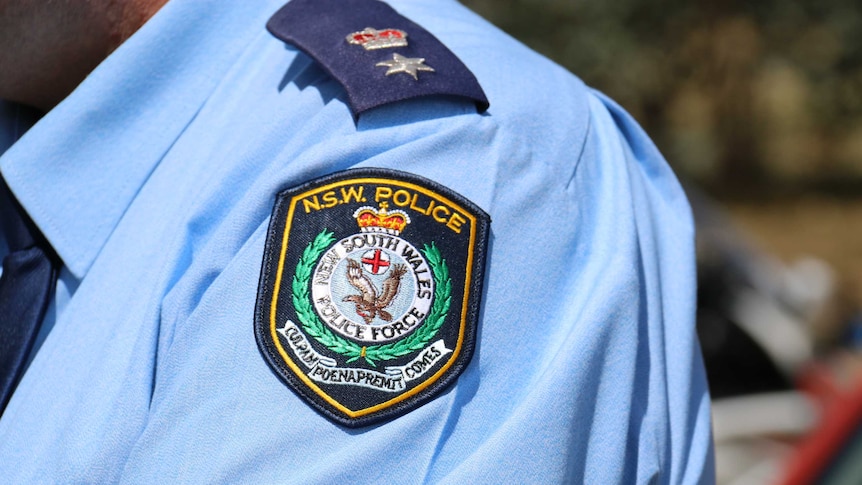 A NSW police badge.
