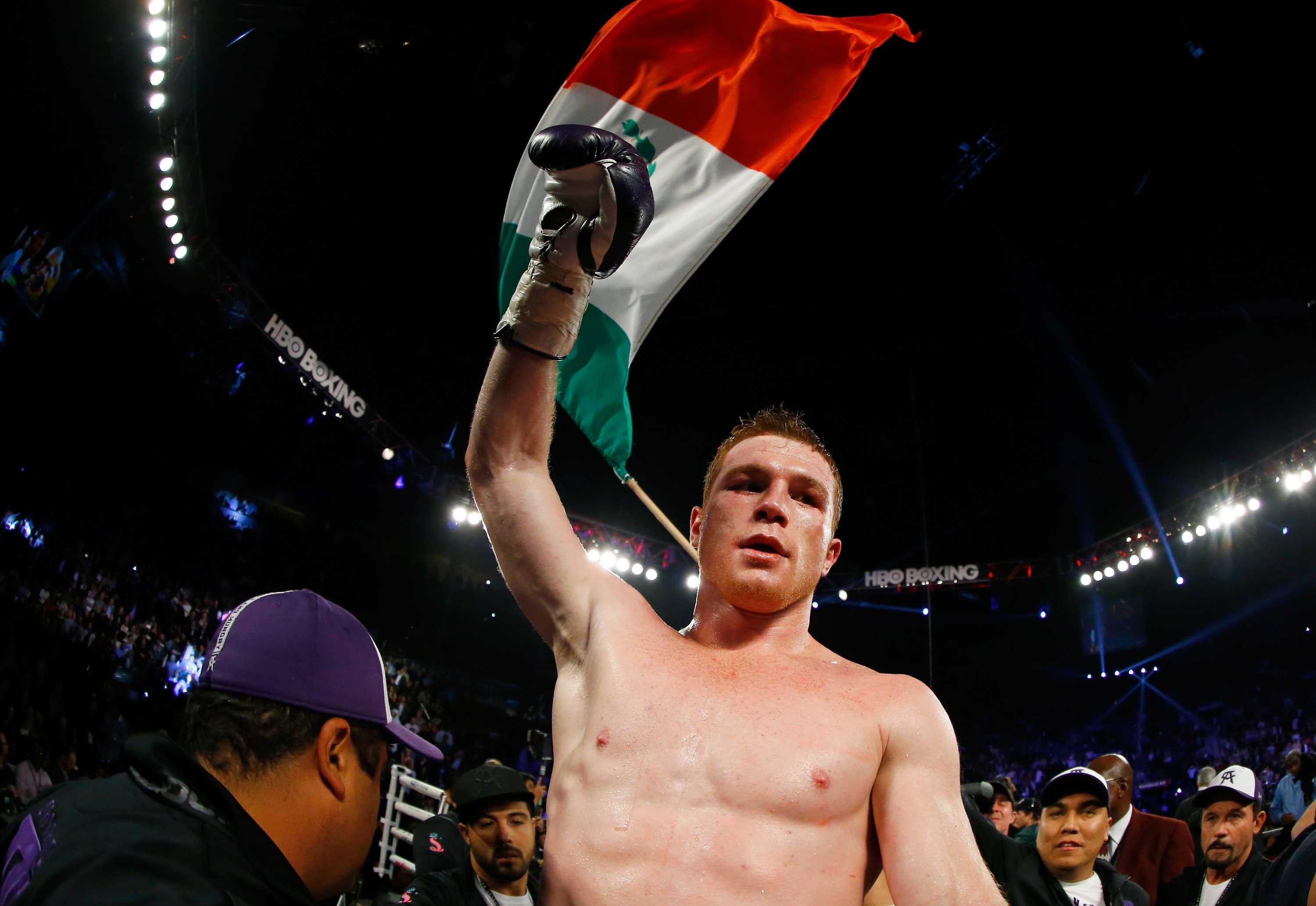 Canelo Alvarez Beats Miguel Cotto On Points To Claim WBC Middleweight ...