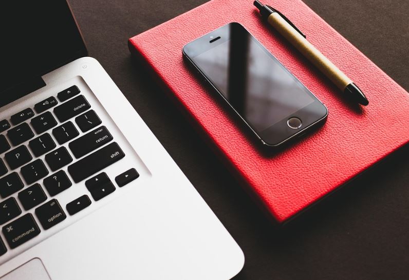 Concerns about AI surveillance at work